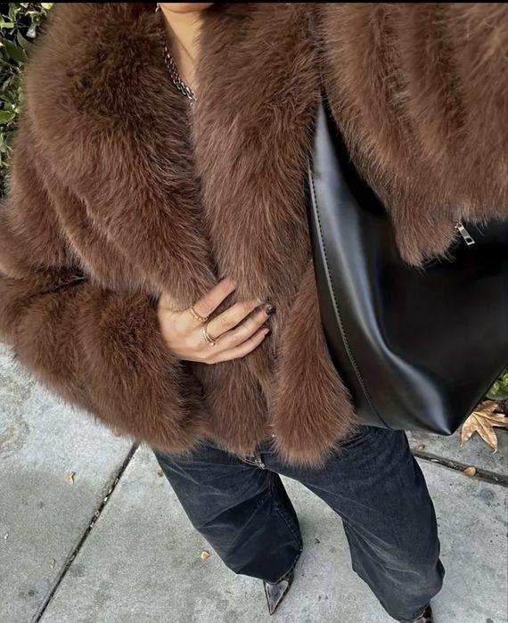 Дамско еко палто с колан. Палта еко косъм