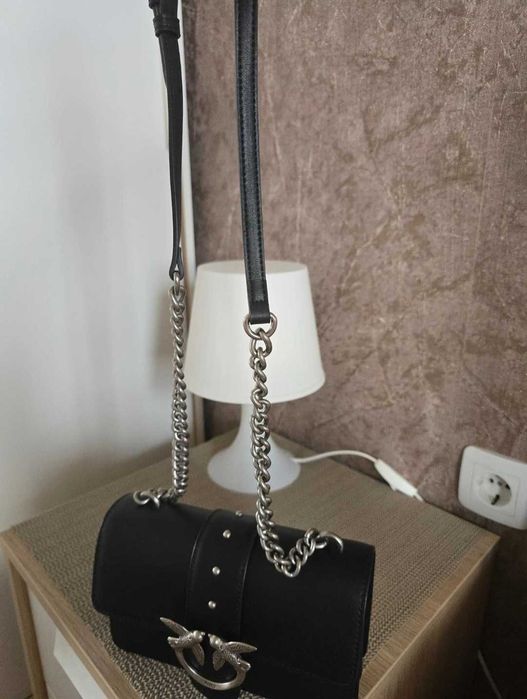 Дамска малка чанта Pinko