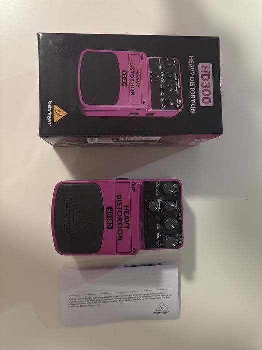 Pedală Behringer HD300 (Heavy Distorsion)