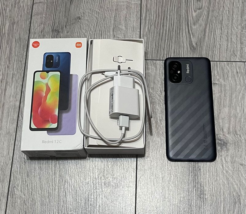 Vând Xiaomi Redmi 12C – 64GB; stare FOARTE BUNĂ
