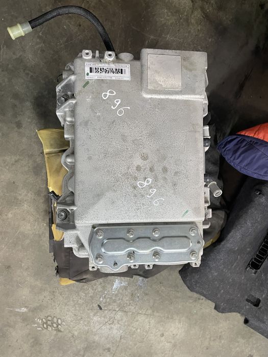 motor electric renault megane 5  - electric 2024