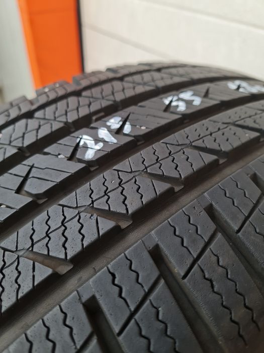 Всвсезонни гуми 2 броя VREDESTEIN Quatrac Pro 215 55 R18 дот 3921