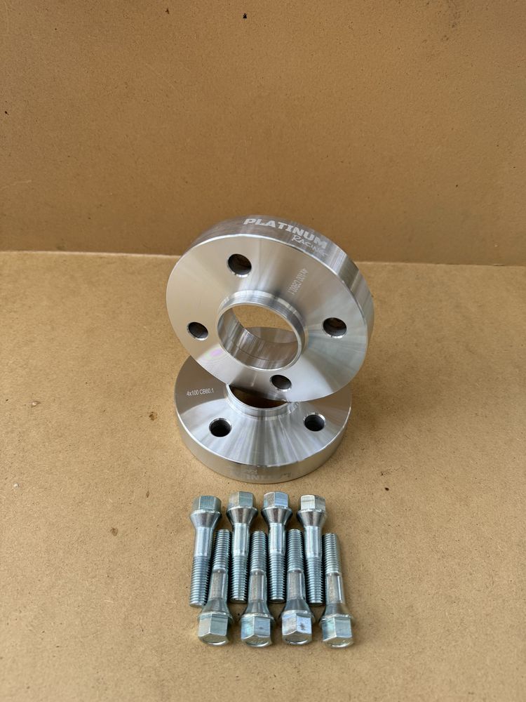Фланци за джанти 5х100 54.1 и 4х100 Daihatsu Kia Mazda Suzuki Hyundai