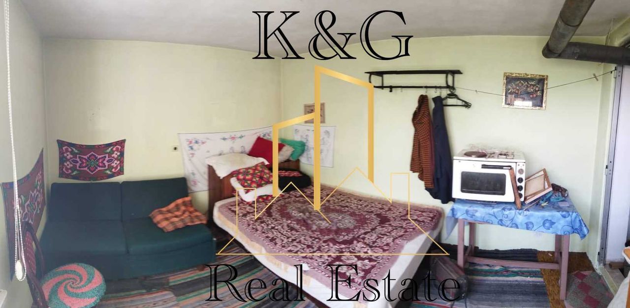 Продава се Къща в Разград, Промишлена зона - Изток - 40 кв.м за 1250 €/кв.м - Снимка #1