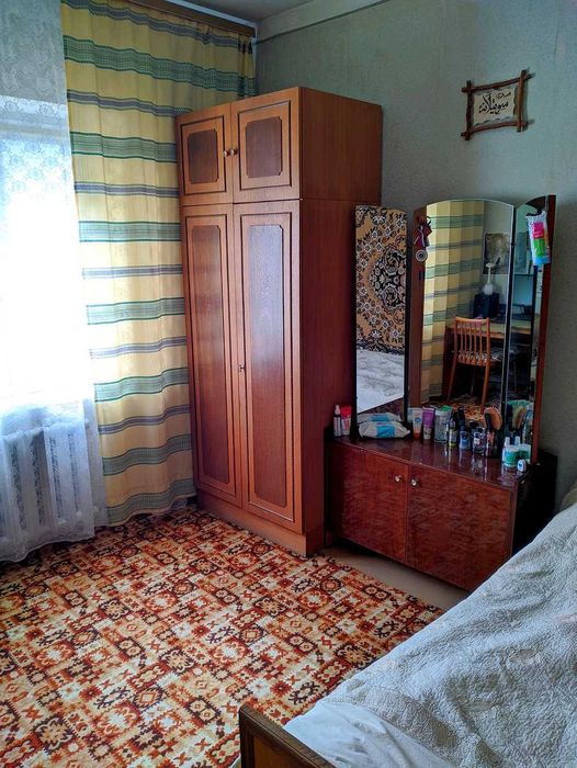 Продается 3-х комнатная квартира. Кушбеги. Яккасарайский район.