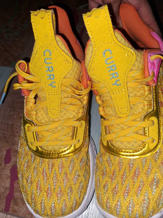 Оригинални маратонки на Къри