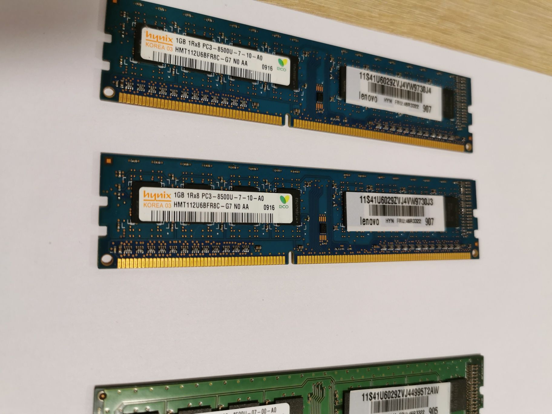 Placute Ram PC DDR3 1066/ 1333 1Gb /  2Gb