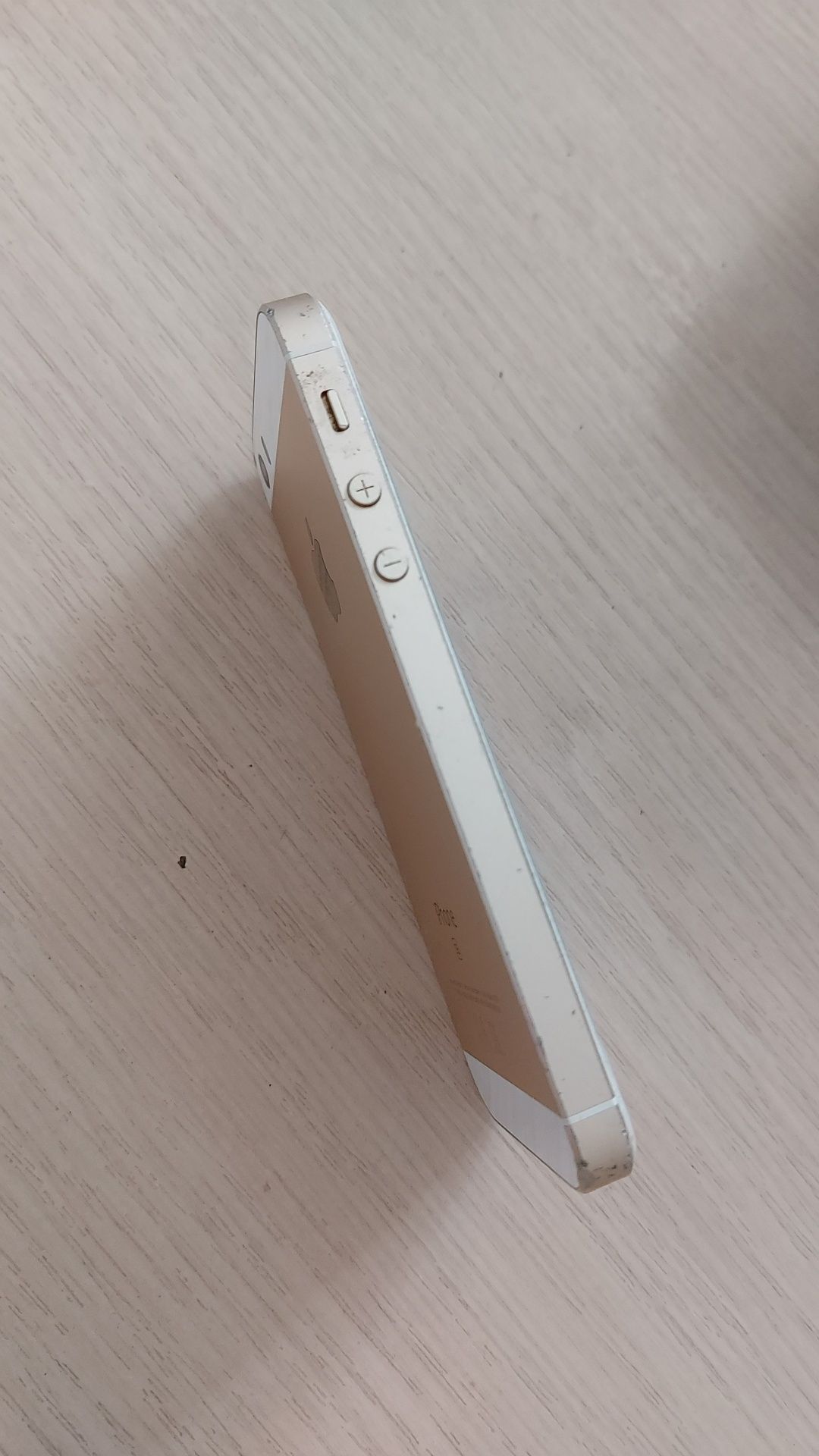 Iphone 5 se смартфон