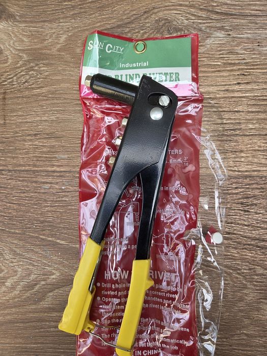 Vand cleste pentru nituri