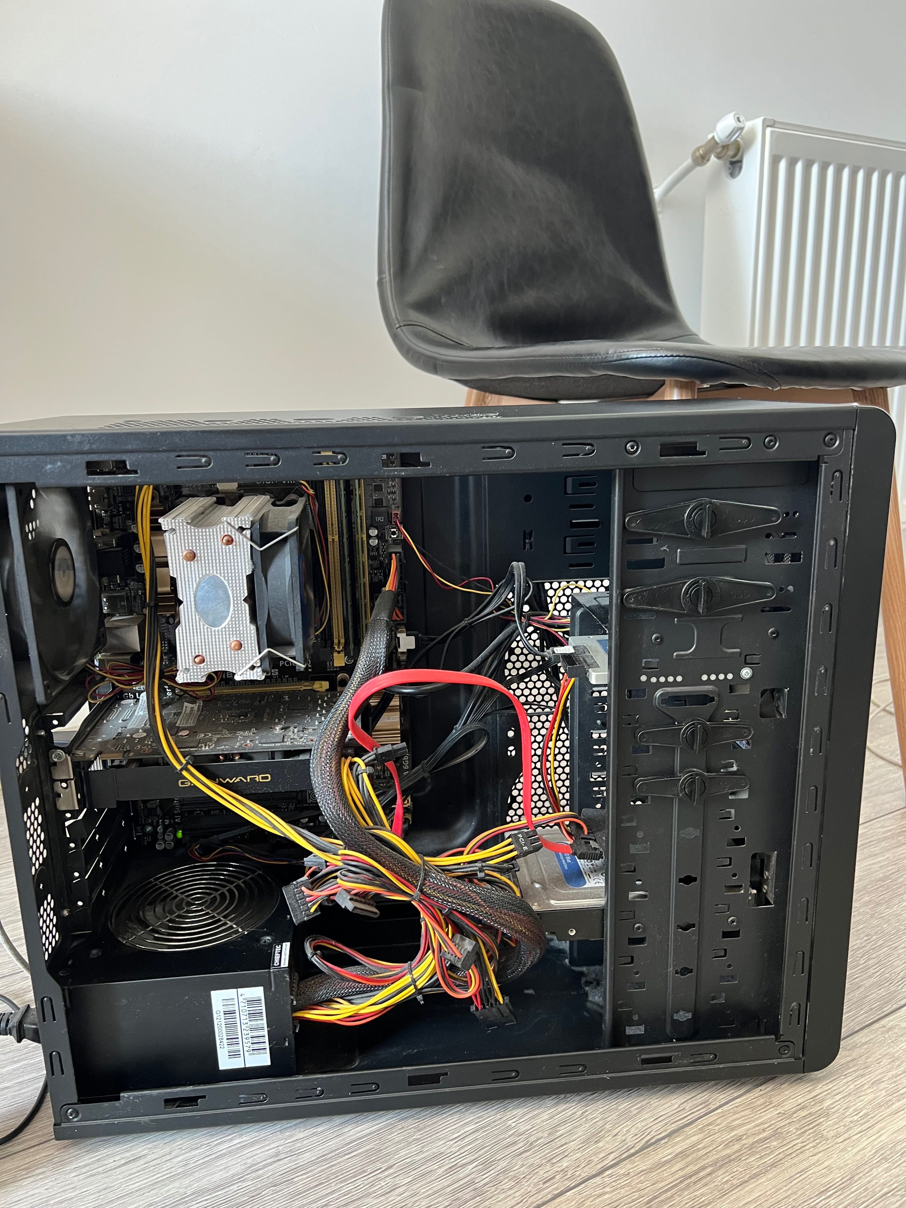 PC Desktop i7-4770 / 16GB RAM / SSD+HDD / GTX 660 – Sistem complet
