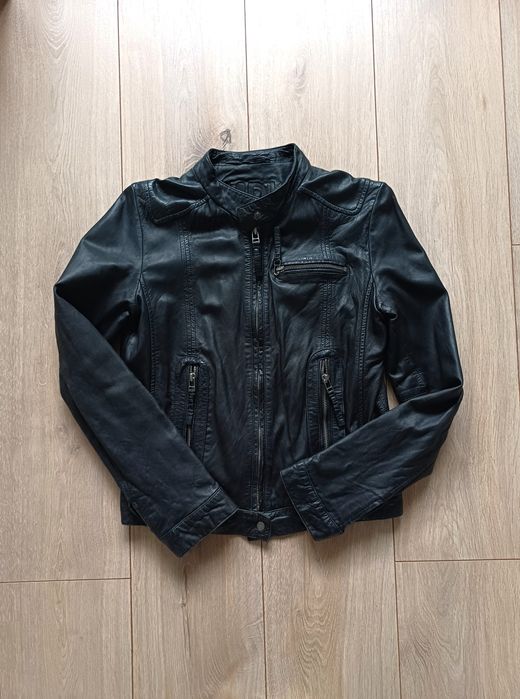 Кожено яке черно
