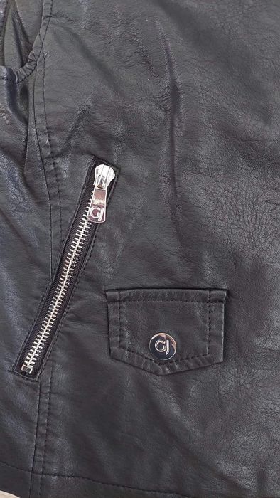 GAUDI оригинален кожен елек 10 г.