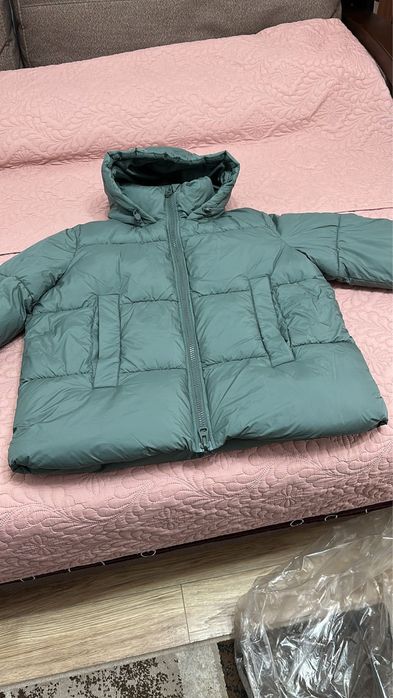 Geaca de dama masura S cu eticheta