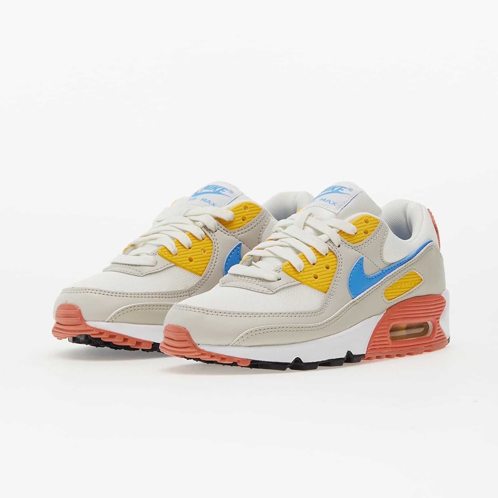 Дамски маратонки Nike W Air Max 90