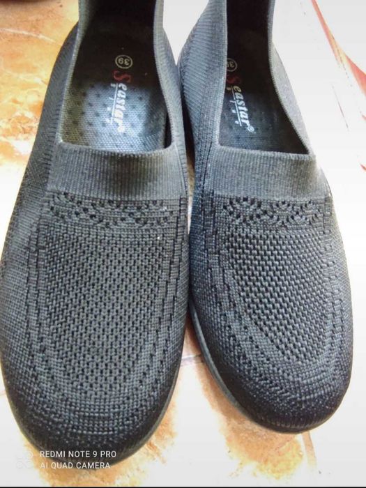 Sketchers dama negri