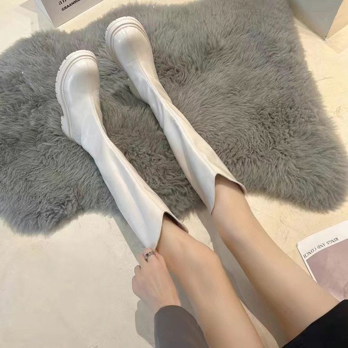 Новые осенние сапоги