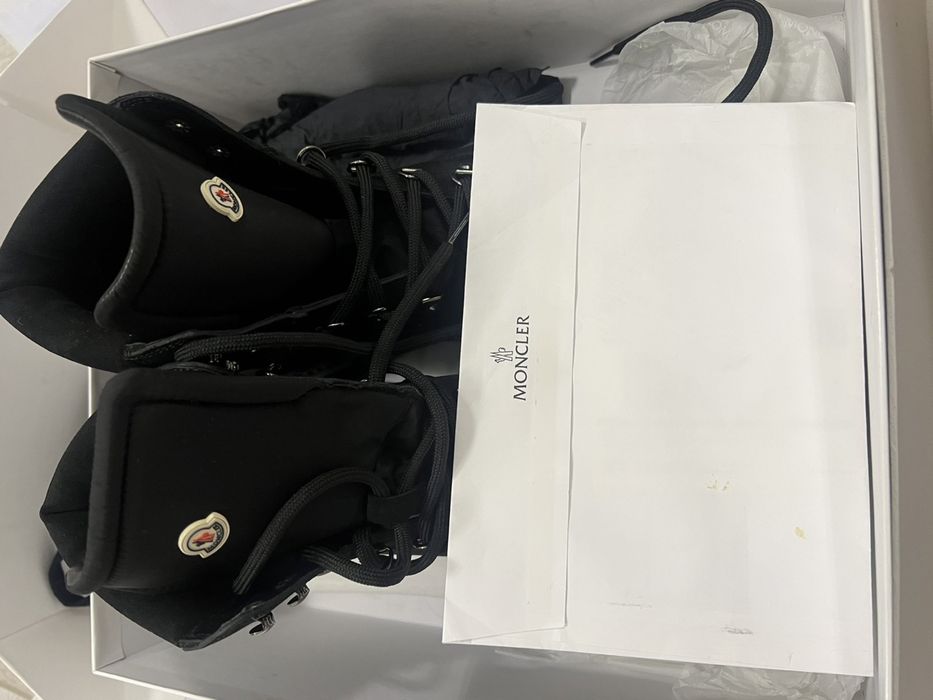 НОВИ Мъжки зимни боти Moncler