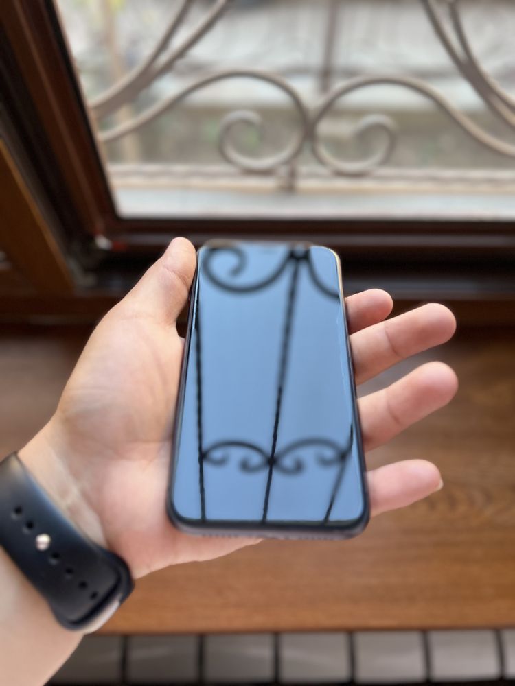 iPhone 11 sotiladi