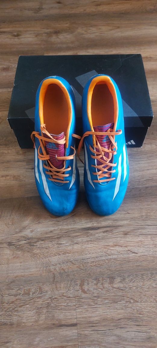Adidas F10 стоножки номер 44