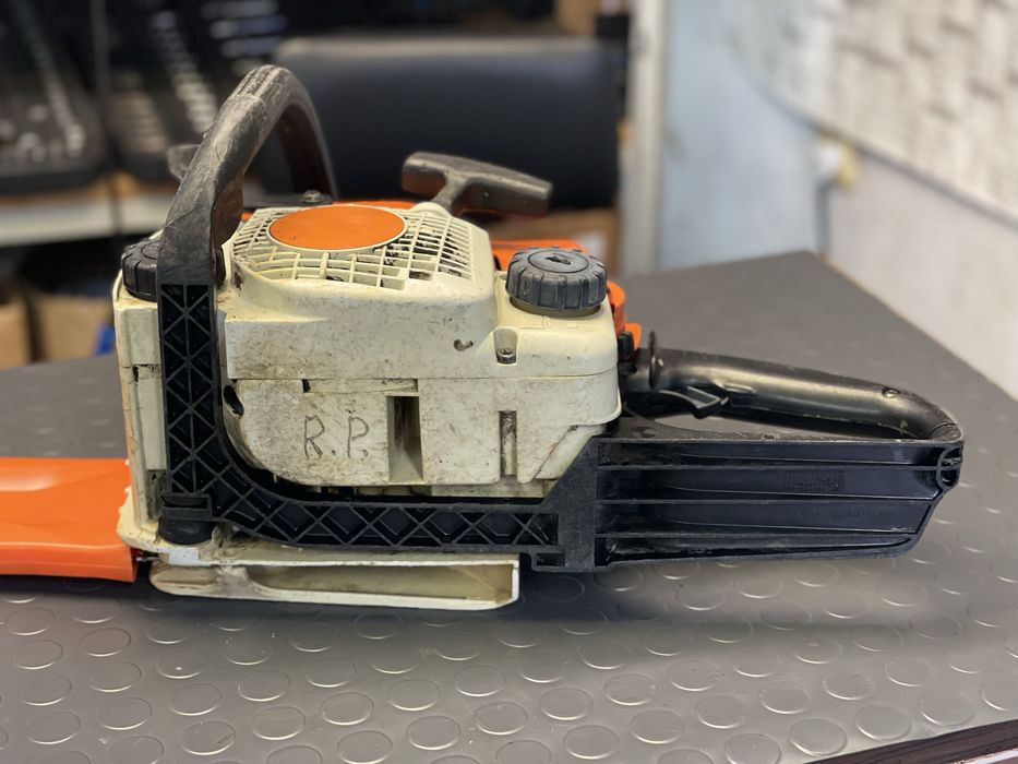 Бензинов верижен трион STIHL 018