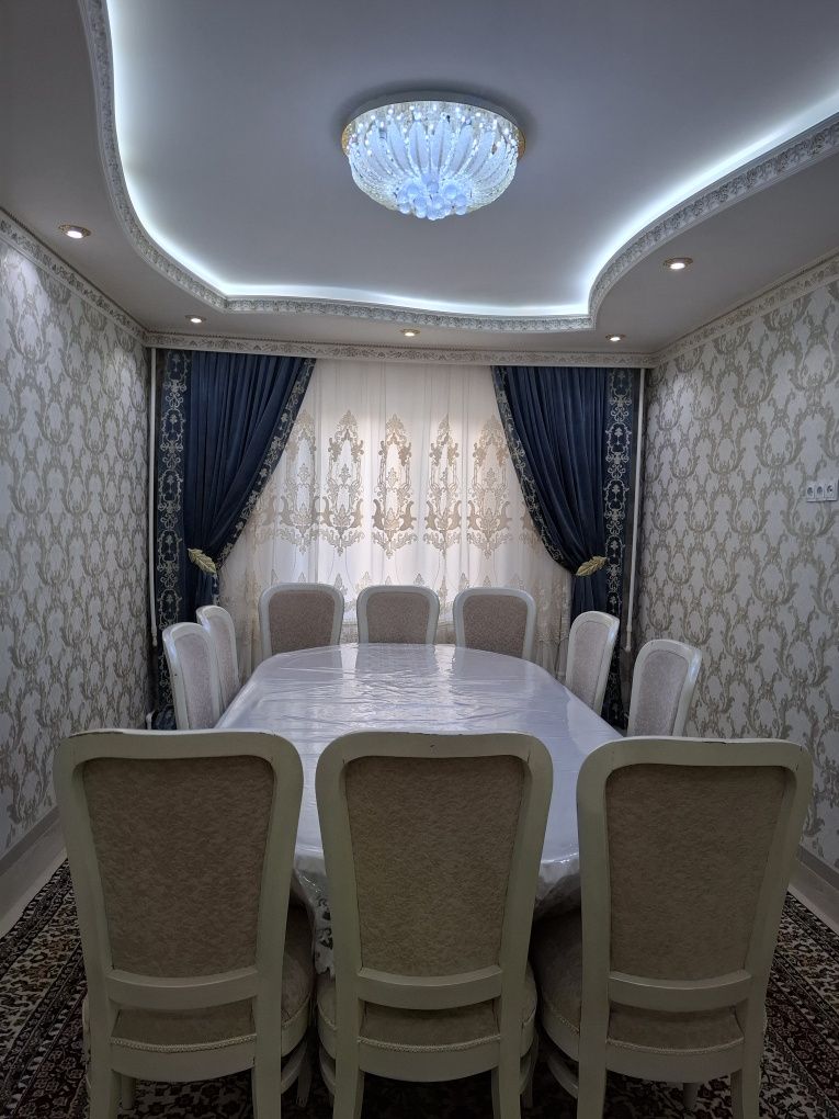 1 та Стол 10 та стуль