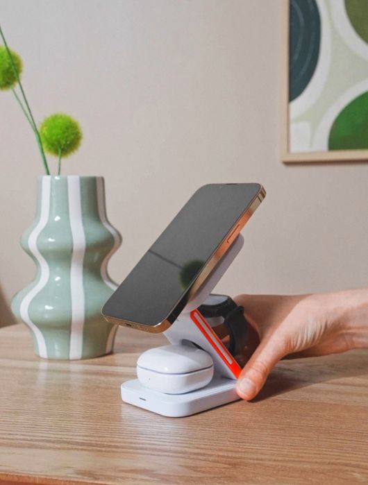 Безжично зарядно 3в1