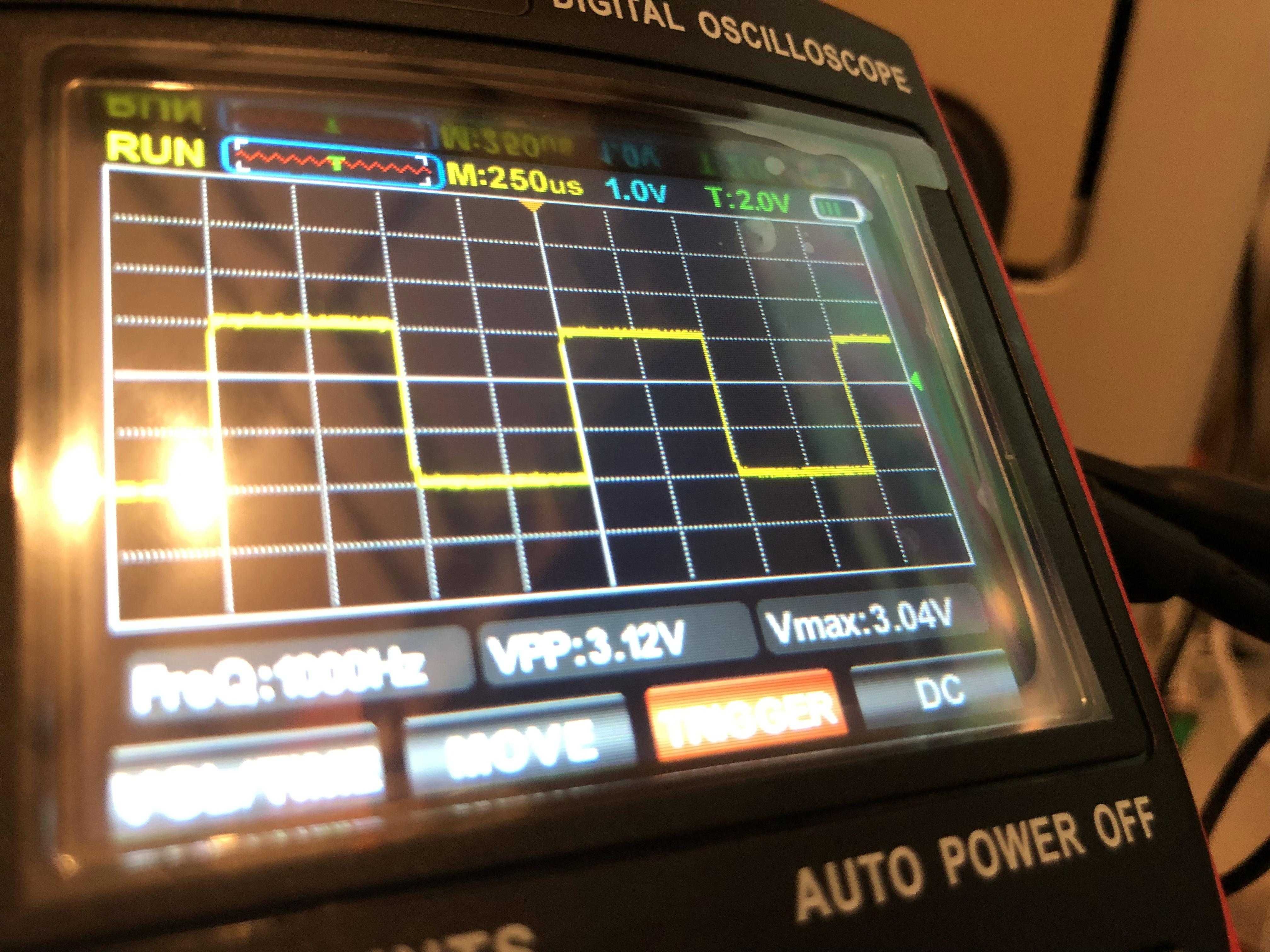 Osciloscop portabil cu manual în LIMBA ROMÂNĂ Zotek ZT-702S