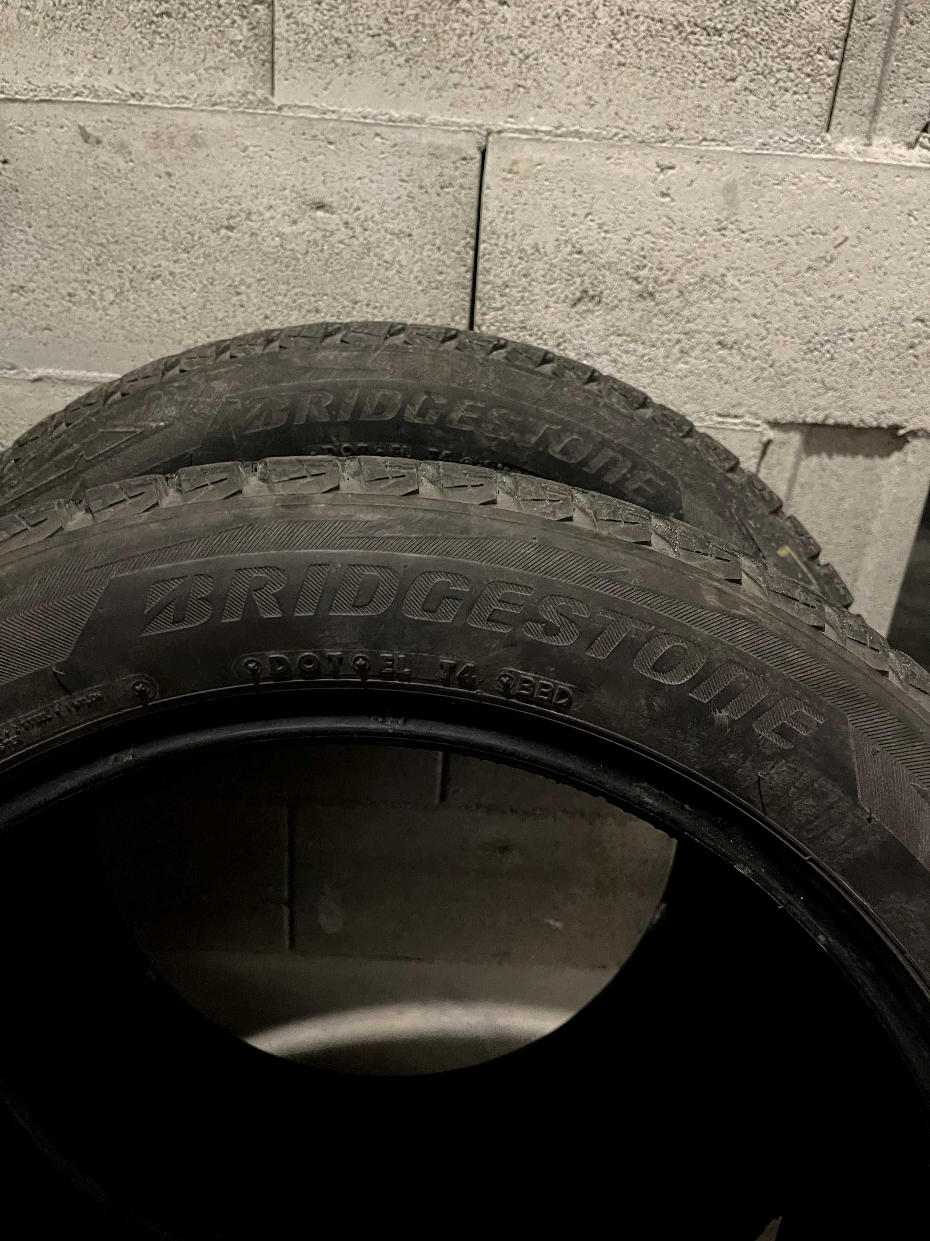 Зимни гуми добро състояние Bridgestone Blizzak 225/55/19