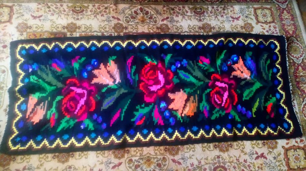 covor traditional din maramures