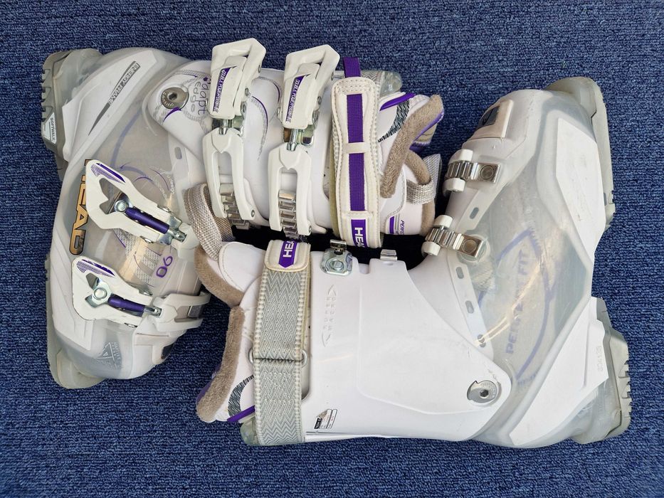 Sector 1 clapari schi schiuri bete ski