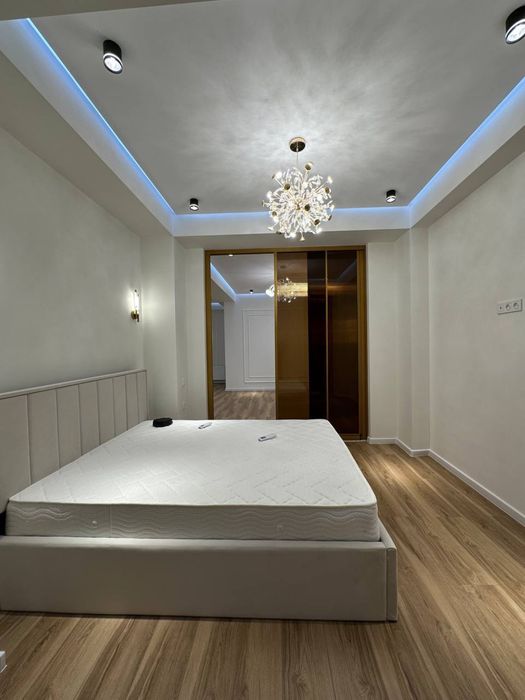 Yakkasaroy City Mall