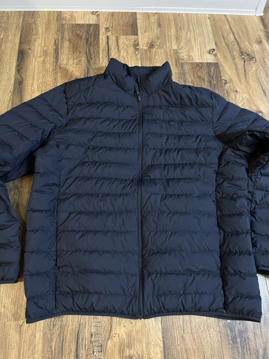 Яке Uni Qlo Ulta Light Down size XL