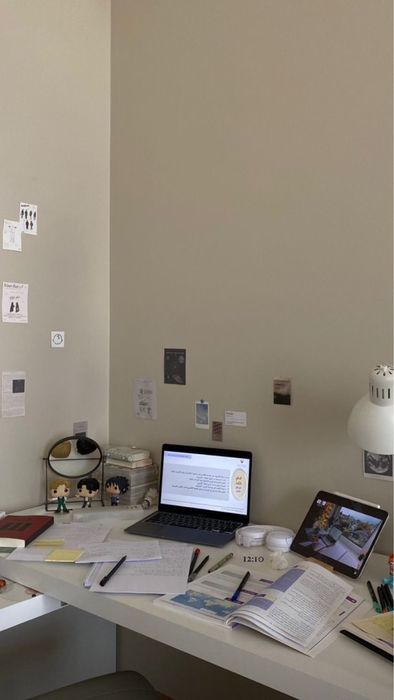 Ofer ajutor la teme pe perioada vacanței și nu numai