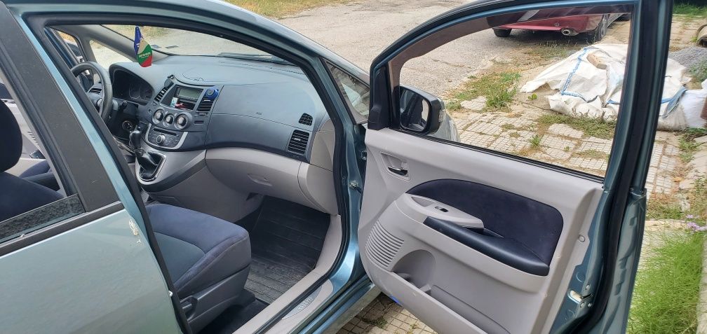 Mitsubishi Grandis 2.4i 165кс