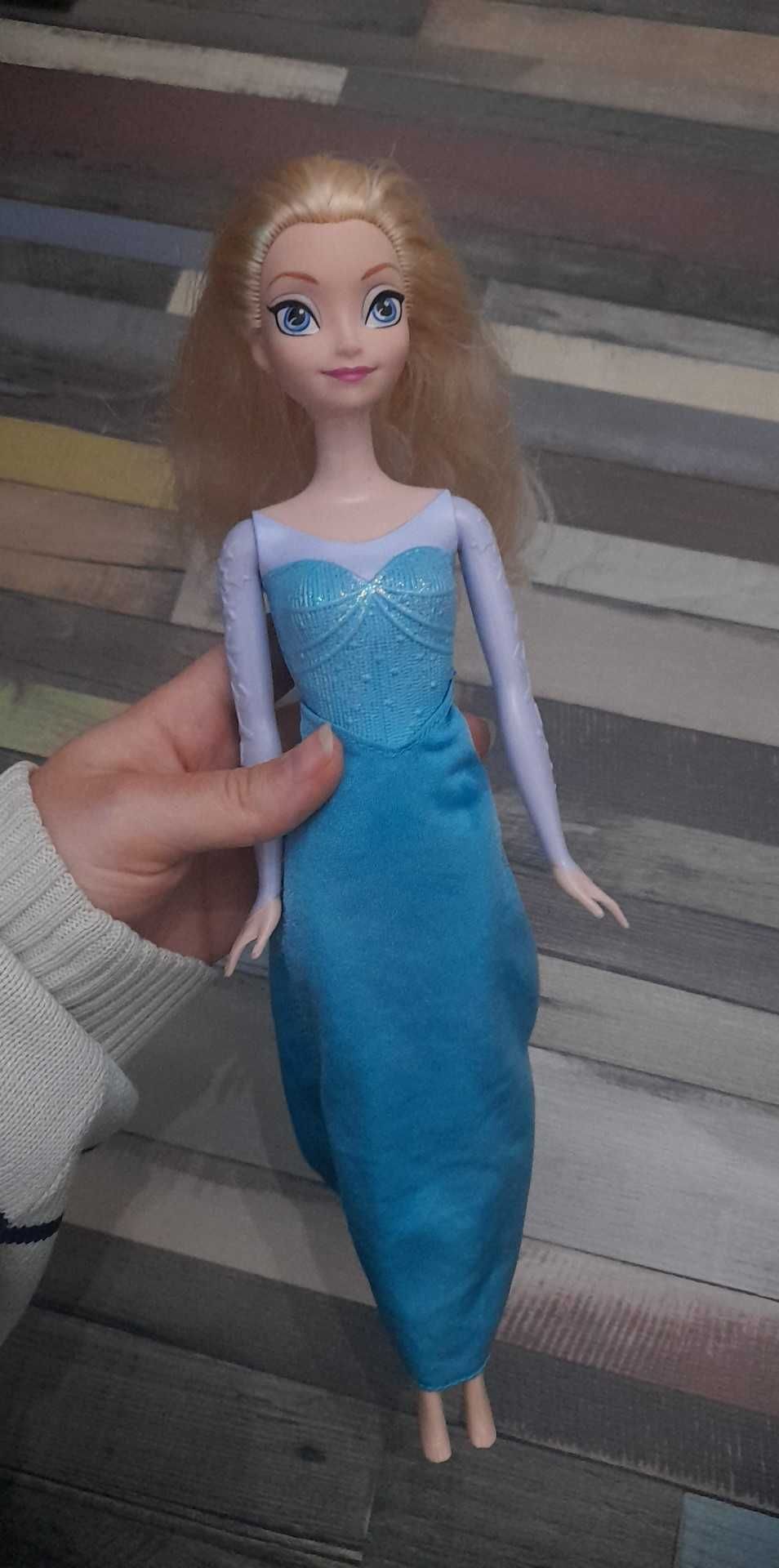 Papusa Mattel Elsa cu par moale