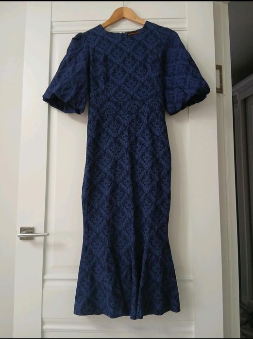 Платья в отличном состояний