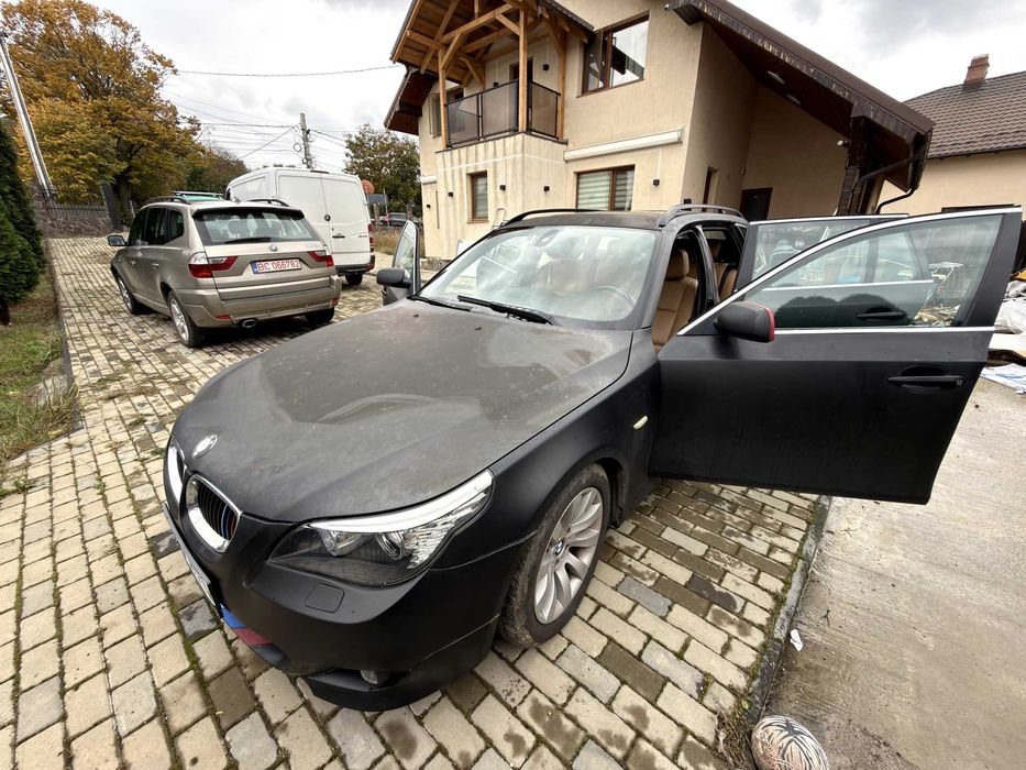 BMW Seria 5 523i Touring Aut. Edition Exclusive