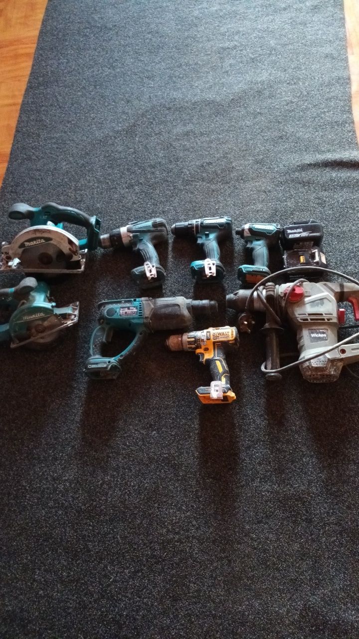 Scule makita + baterii, boxă. Dewalt cu baterie,încărcător 250 500 lei