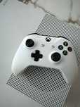Xbox One S запазен