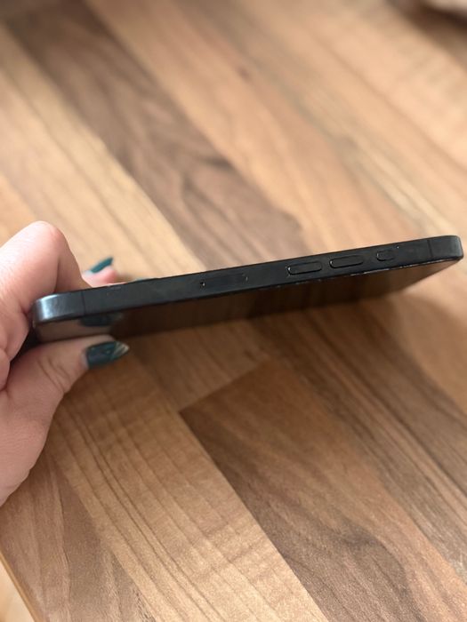 iPhone 15 pro перфектно състояние