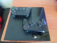 Vind consoloa PS4  model cuh 1004A 500g