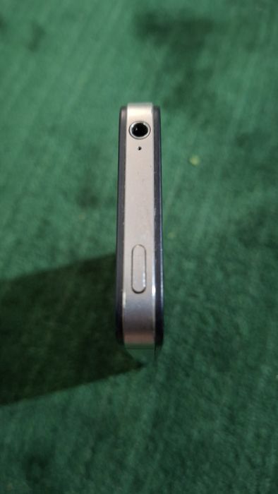 Iphone 4s ideal holatda