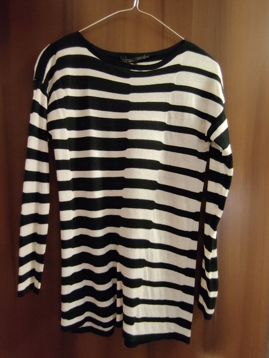 Pulover BCBG Maxazria