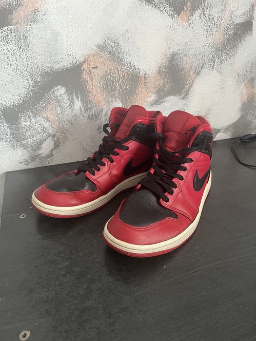 Jordan 1 Mid Gym Red 41