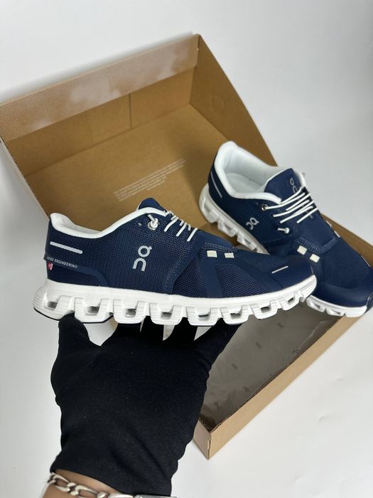 Кроссовки ON Cloud