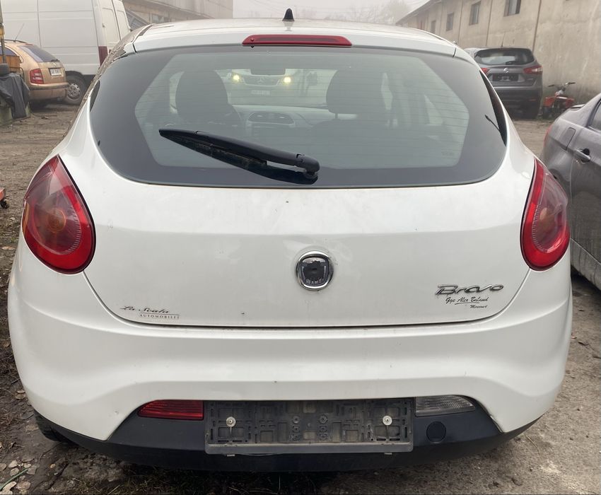 Fiat bravo 2011,bara fata/spate,faruri,capota,tragher,turbina,injectoa