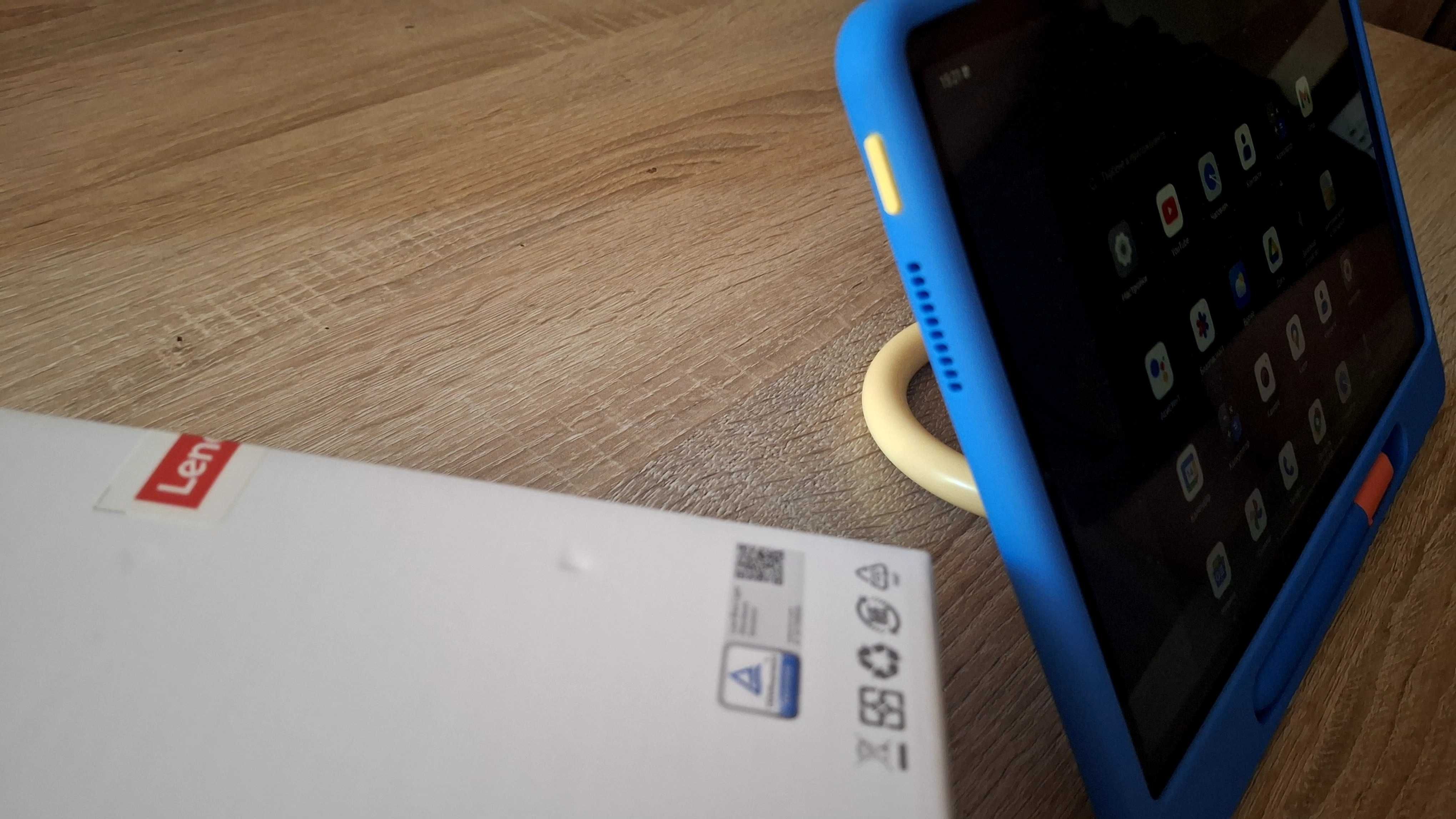 Продавам чисто нов Таблет Lenovo Tab Kids