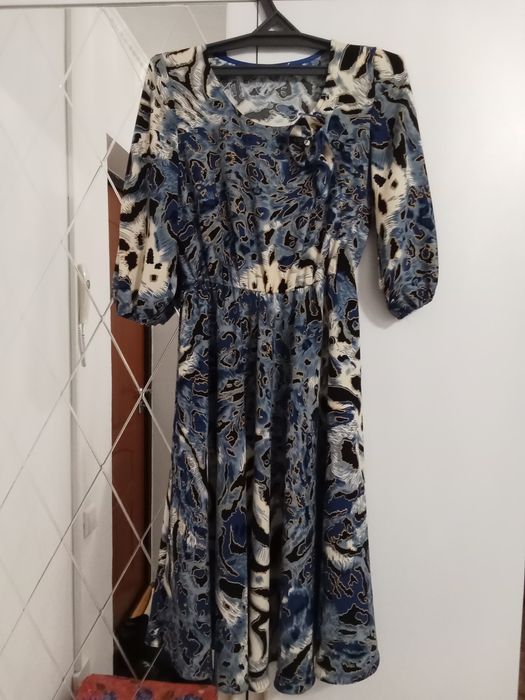 Платья 44-46размер