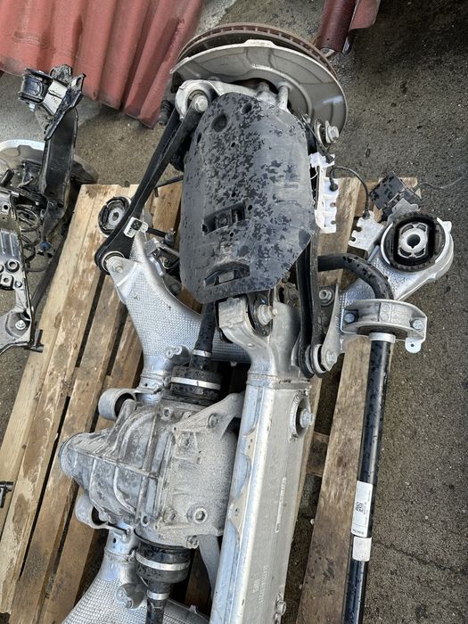 Punte spate grup planetara BMW X5 G05 X6 G06 X7 G07 brat etrier