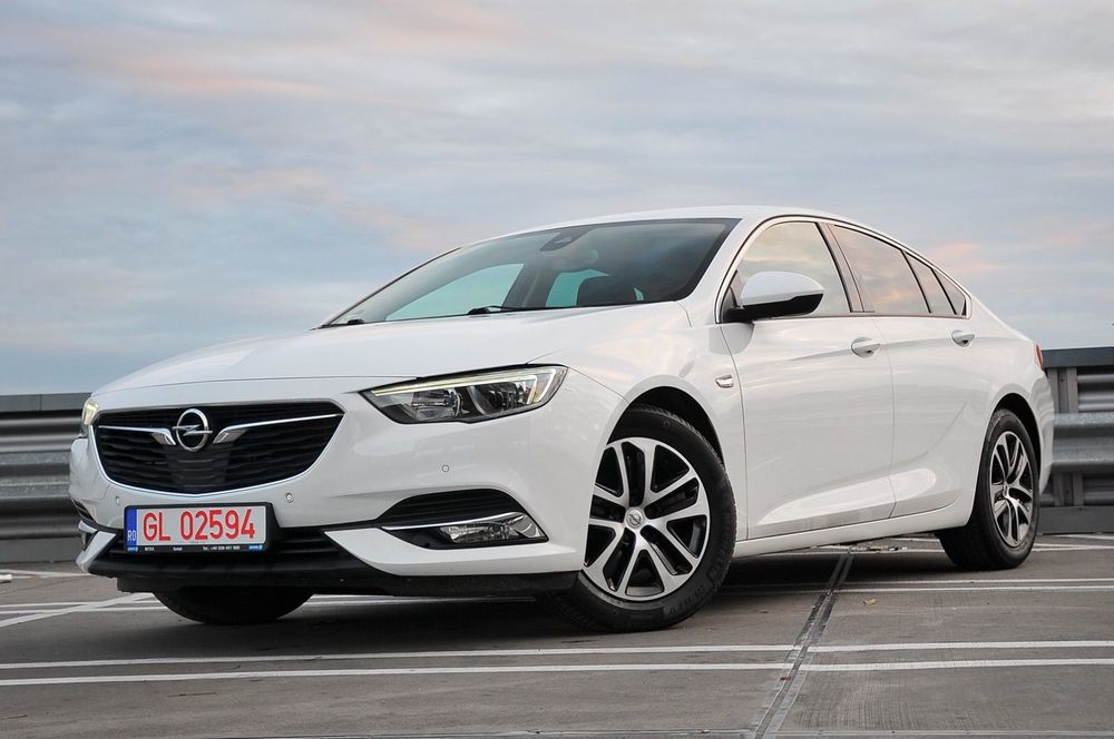 Opel Insignia Scaune încălzite / Head up Display / Automată / Dublu Climatronic